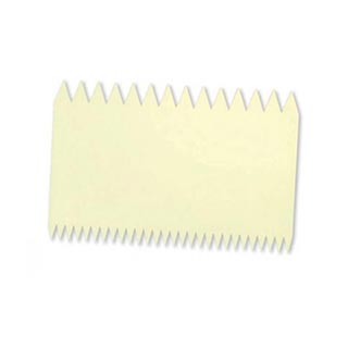 Loyal Comb Scraper - 11cm