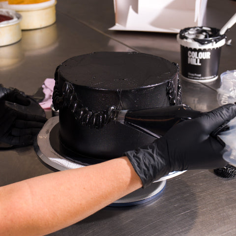 Colour Mill Gloss Frost Buttercream Black 1kg