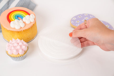 Loyal Mini Decorating Turntable with 2 Silicone Mats