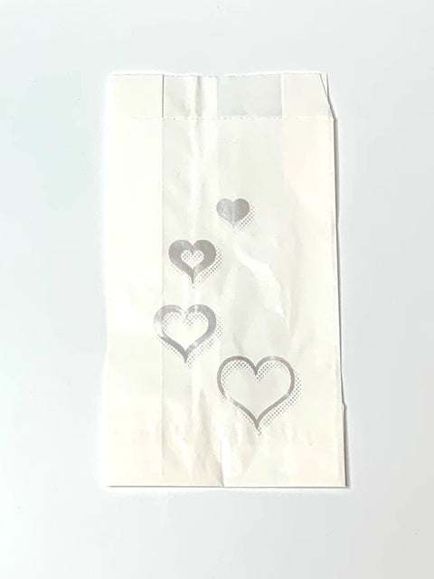 Greaseproof cake bags 50pk - Silver Hearts